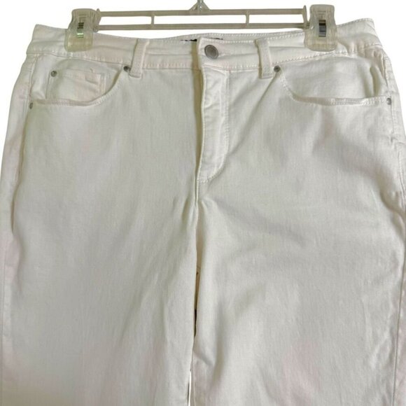 Charter Club Jean Shop Bristol Capri White Mid Rise Jeans Women's Size 8 - Picture 2 of 9